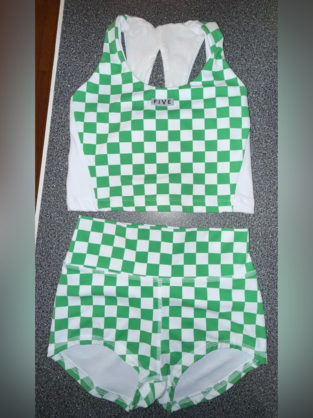 Five Dancewear Dance Set Green/White Top Size Adult XS, Bottoms Size Youth XL